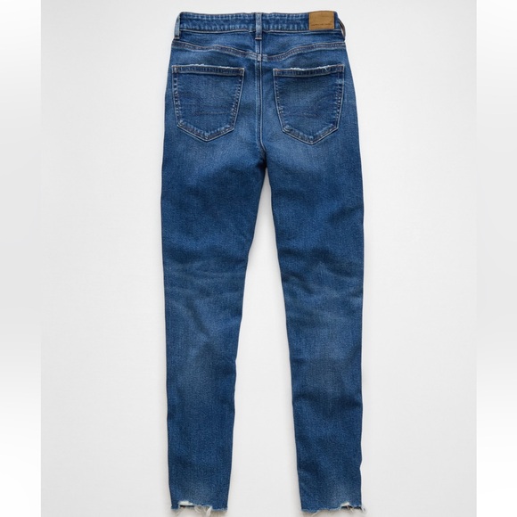 American Eagle Super High Rise Strigid Mom Jean - Picture 4 of 8